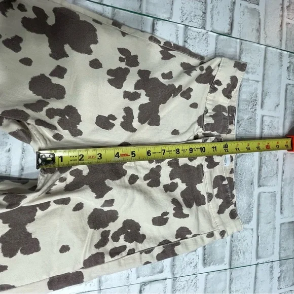 Zara Cow Print High-Rise Jeans Pants. Flared bootcut. Size 6. Stained hems legs - Picture 7 of 11